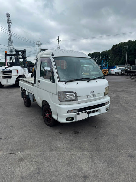 White 2000 Daihatsu Hijet Jumbo 4x4 A/T kei truck