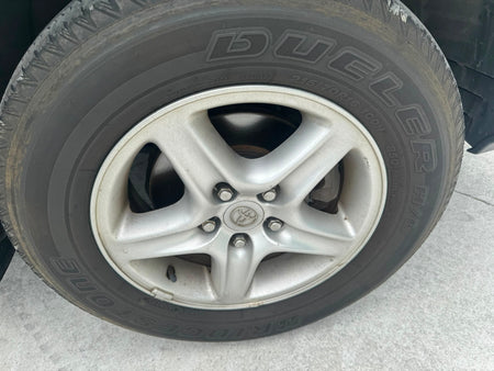 White 2001 Toyota Harrier 4WD SUV, photo 10 of 12