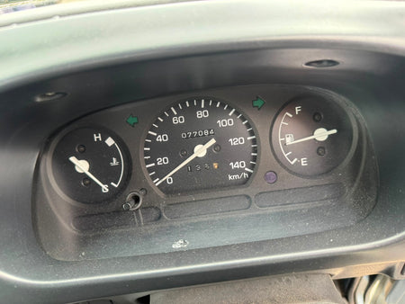 Light blue 1998 Daihatsu Hijet Van 4x2, photo 4 of 9