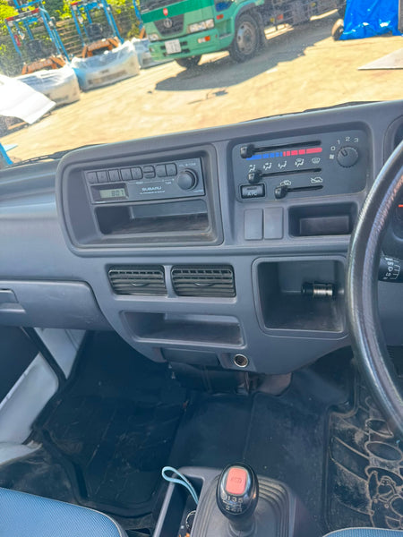 White 2000 Subaru Sambar 4x4 kei truck, photo 8 of 9