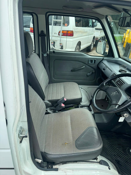 White 1998 Honda Acty Van 4x2, photo 6 of 11