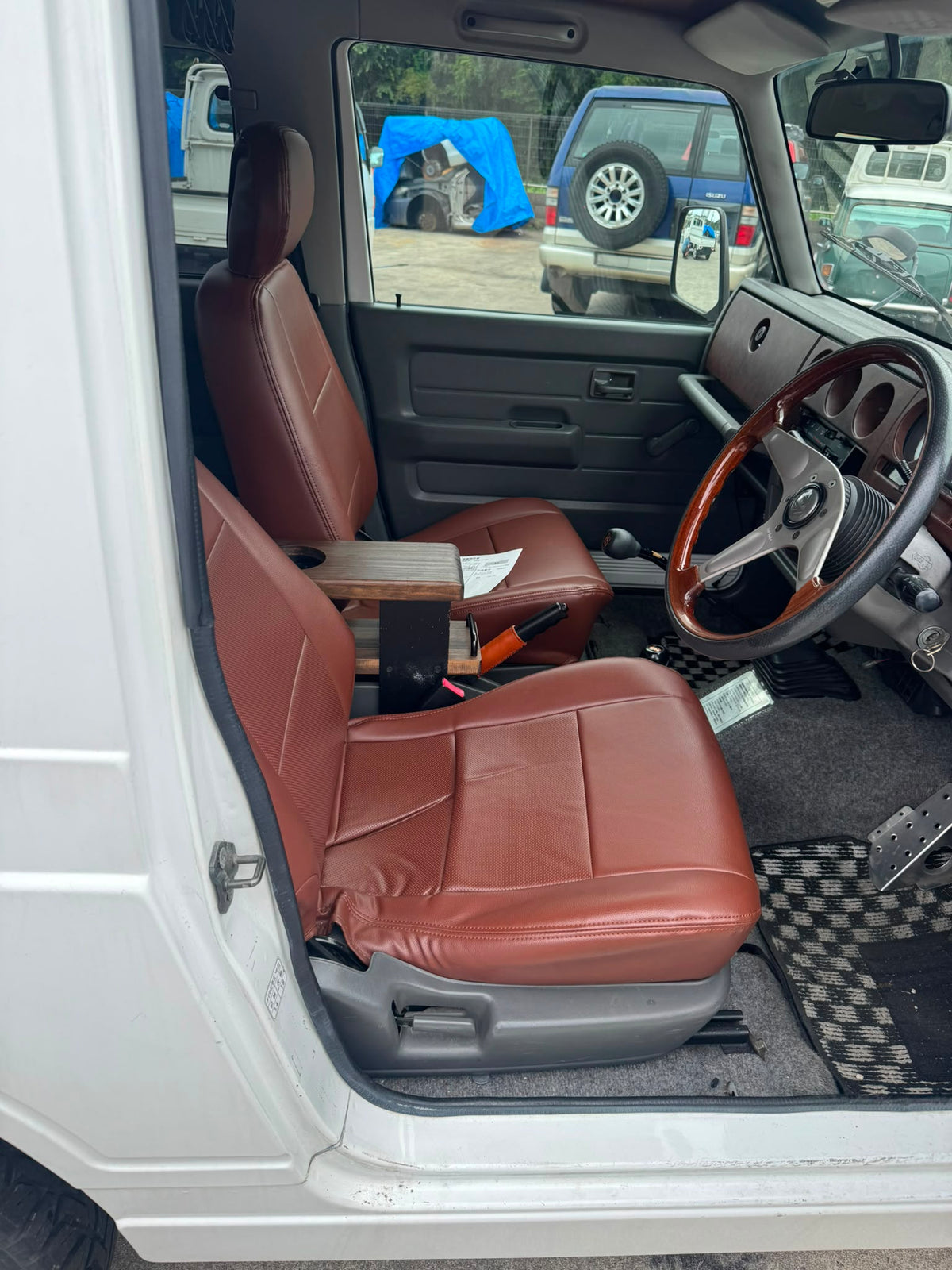 White 1997 Suzuki Jimny 4x4 kei SUV, photo 8 of 14