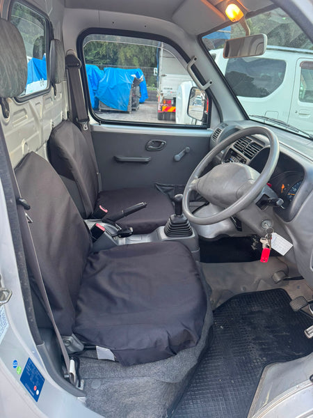 Silver 2000 Suzuki Carry 4x4 kei truck, photo 8 of 10