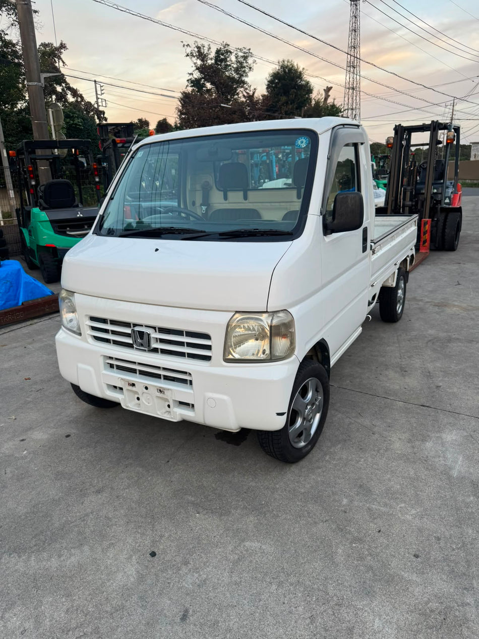 White 2000 Honda Acty 4x4 kei truck