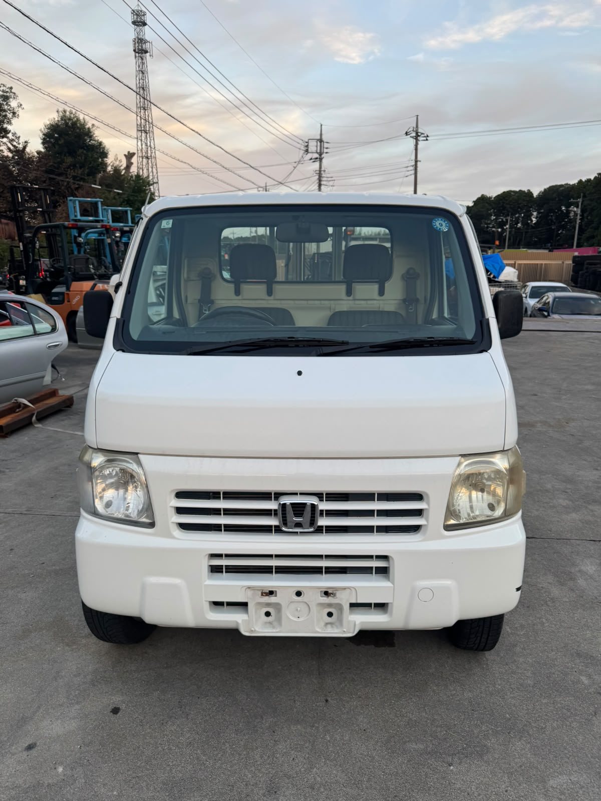 White 2000 Honda Acty 4x4 kei truck, photo 2 of 13