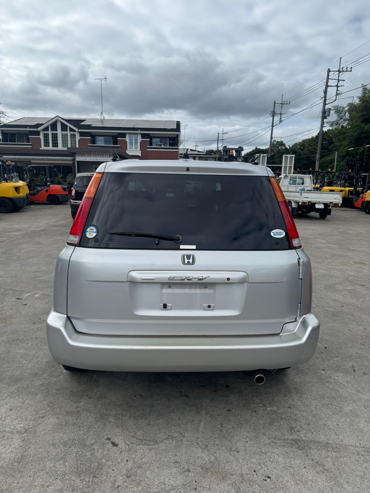 Silver 1999 Honda CR-V 4WD SUV, photo 6 of 13