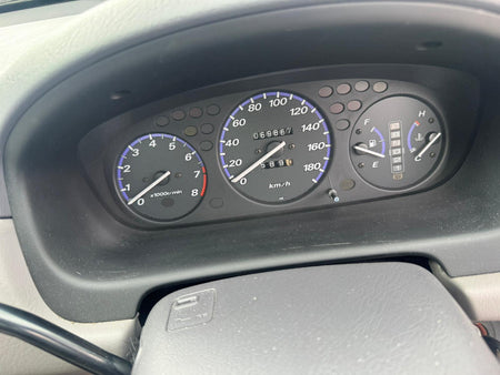 Silver 1999 Honda CR-V 4WD SUV, photo 9 of 13