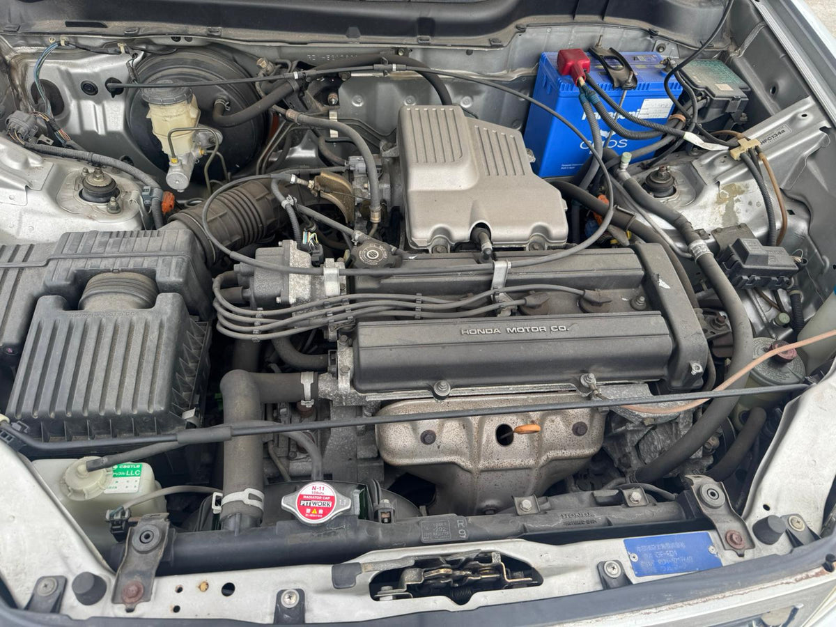 Silver 1999 Honda CR-V 4WD SUV, photo 13 of 13