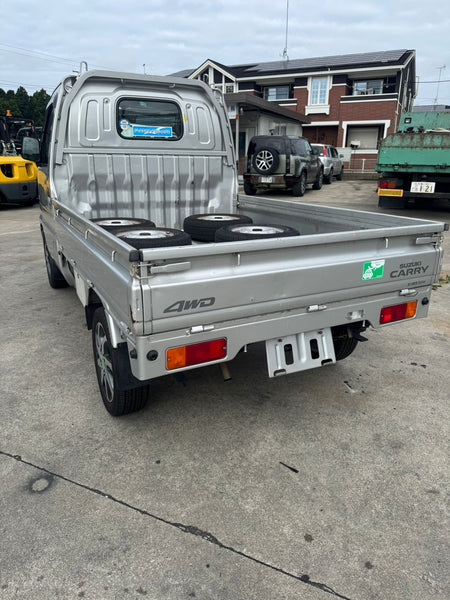 Silver 2001 Suzuki Carry 4x4 kei truck, photo 5 of 12