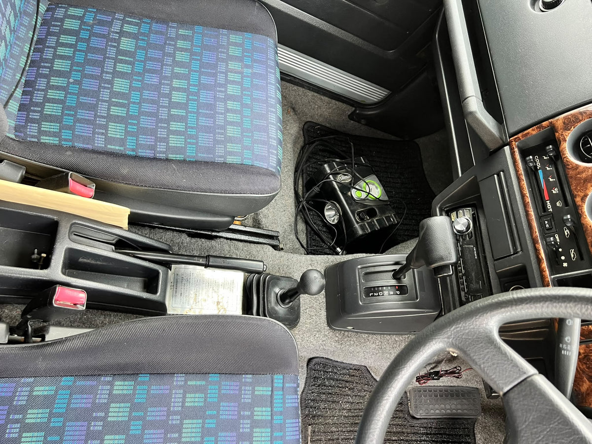 Green 1997 Suzuki Jimny 4x4 kei SUV, photo 10 of 14
