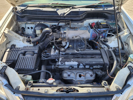 White 1996 Honda CR-V 4WD SUV, photo 17 of 18