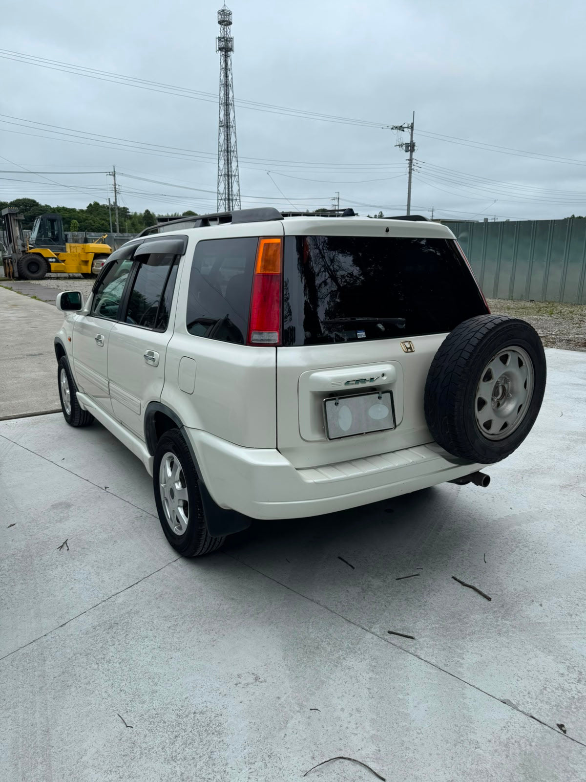 White 1999 Honda CR-V 4WD SUV, photo 3 of 15