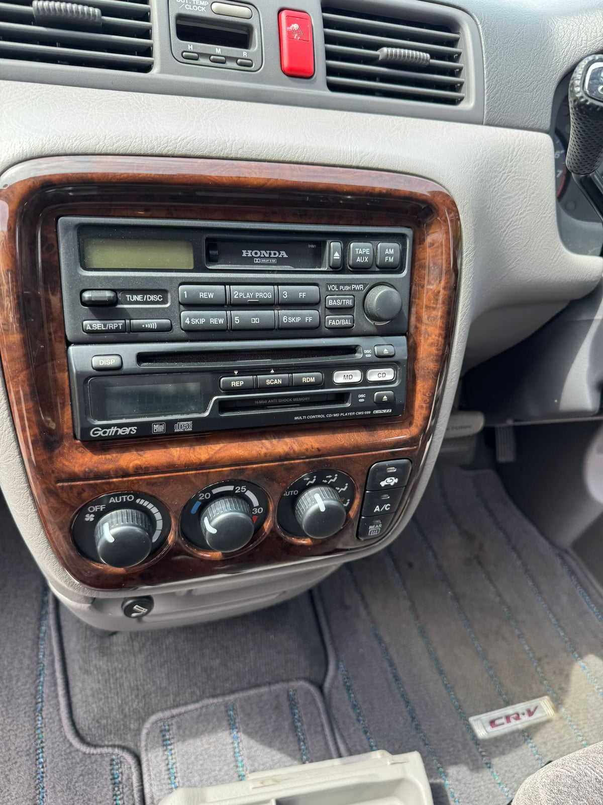 Green 1999 Honda CR-V 4WD SUV, photo 7 of 18