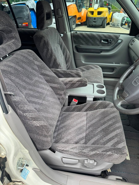 White 1999 Honda CR-V 2WD SUV, photo 12 of 16