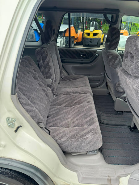 White 1999 Honda CR-V 2WD SUV, photo 13 of 16