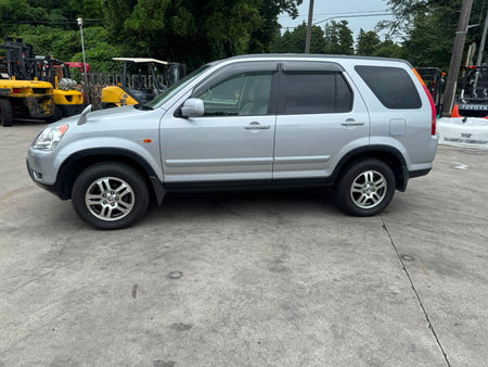 Silver 2001 Honda CR-V 2WD SUV, photo 4 of 17