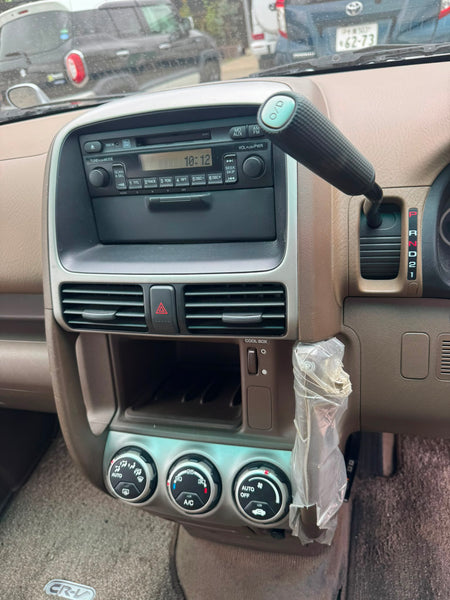 Silver 2001 Honda CR-V 2WD SUV, photo 11 of 17