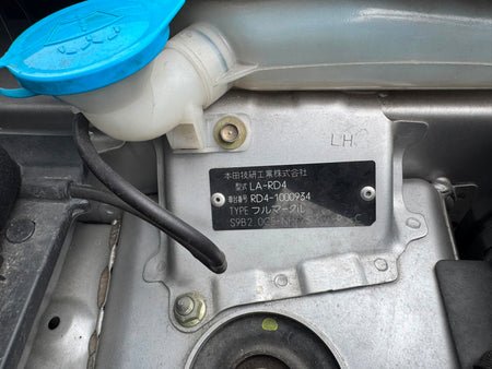 Silver 2001 Honda CR-V 2WD SUV, photo 17 of 17