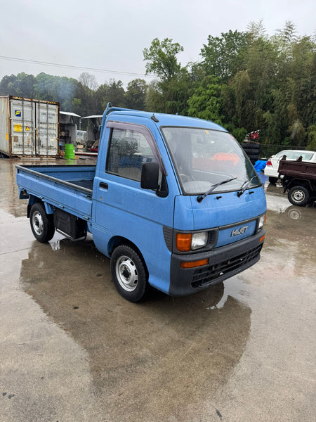 Blue 1994 Daihatsu Hijet 4x4 kei truck, photo 4 of 13