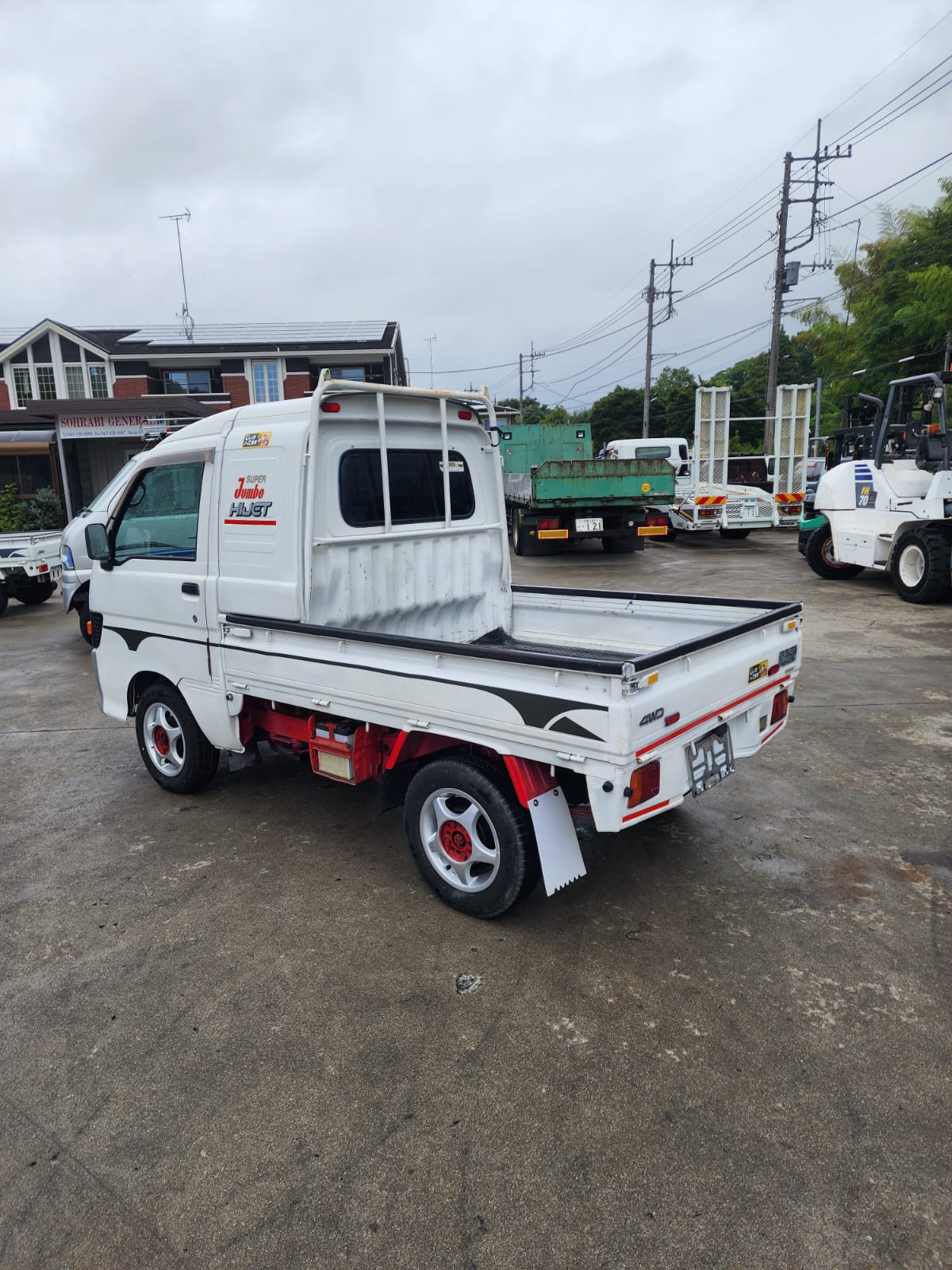 White 1998 Daihatsu Hijet Jumbo 4x4 kei truck, photo 3 of 16