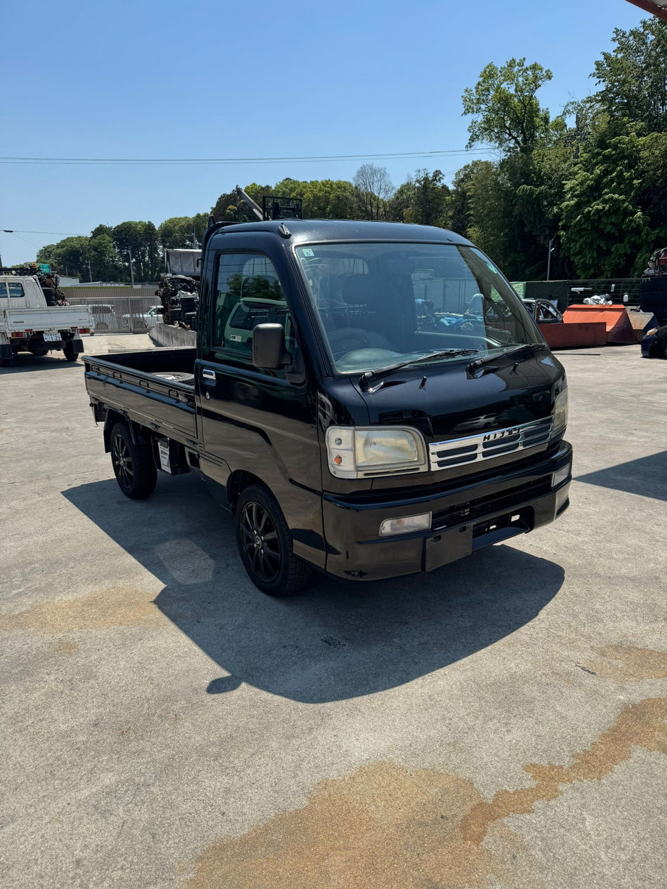 Black 2001 Daihatsu Hijet 4x2 kei truck, photo 1 of 15