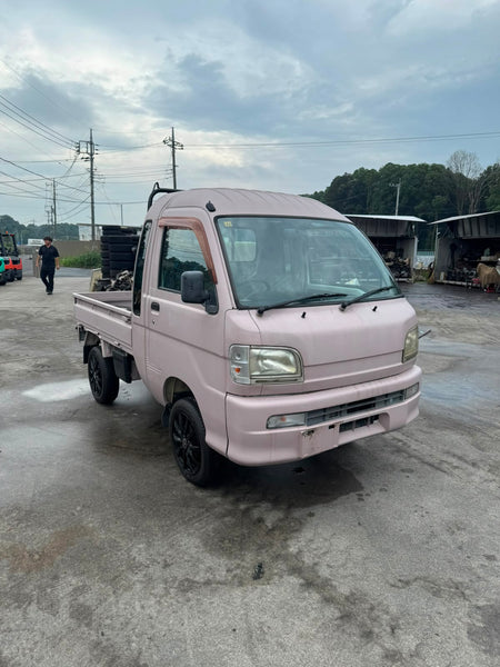 Pink 2001 Daihatsu Hijet Jumbo 4x2 A/T kei truck, photo 2 of 12