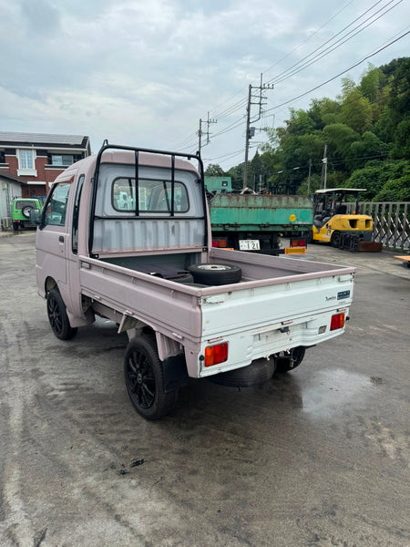 Pink 2001 Daihatsu Hijet Jumbo 4x2 A/T kei truck, photo 4 of 12
