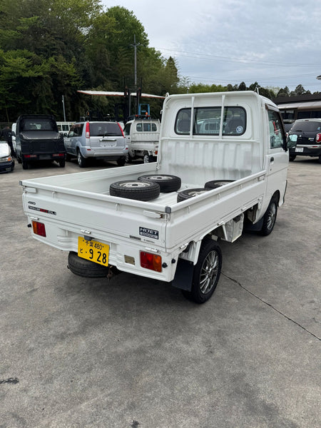 White 1999 Daihatsu Hijet 4x4 kei truck, photo 3 of 14