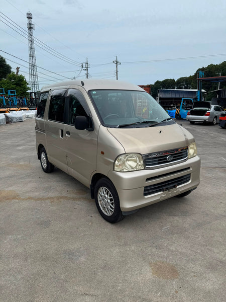 Champagne 2001 Daihatsu Atrai Wagon kei van, photo 2 of 15