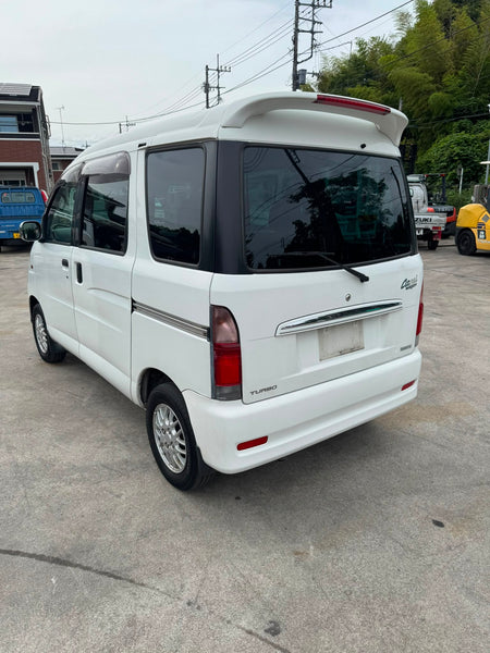 White 2001 Daihatsu Atrai Wagon Turbo kei van, photo 2 of 12