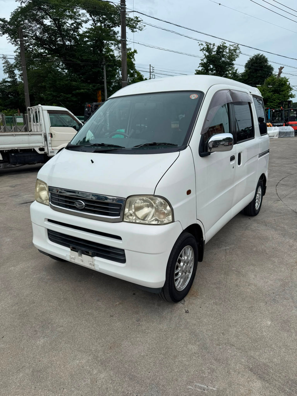 White 2001 Daihatsu Atrai Wagon Turbo kei van, photo 3 of 12