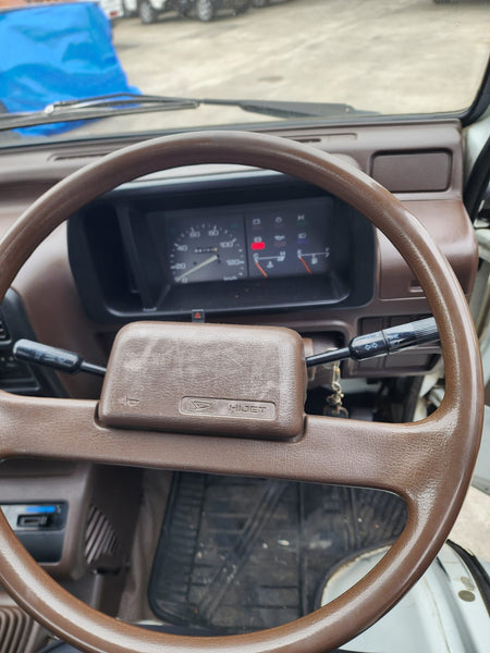 White 1992 Daihatsu Hijet 4x4 kei truck, photo 12 of 15