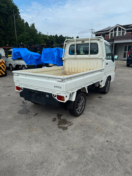 White 2001 Subaru Sambar 4x4 kei truck, photo 4 of 15