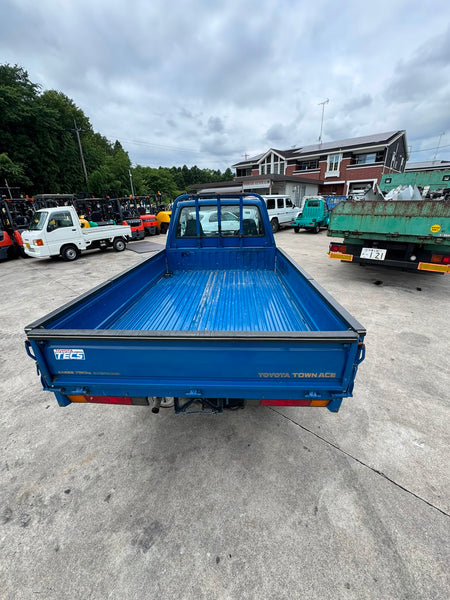 Blue 1995 Toyota TownAce Dump Truck 4x4 M/T, photo 6 of 18