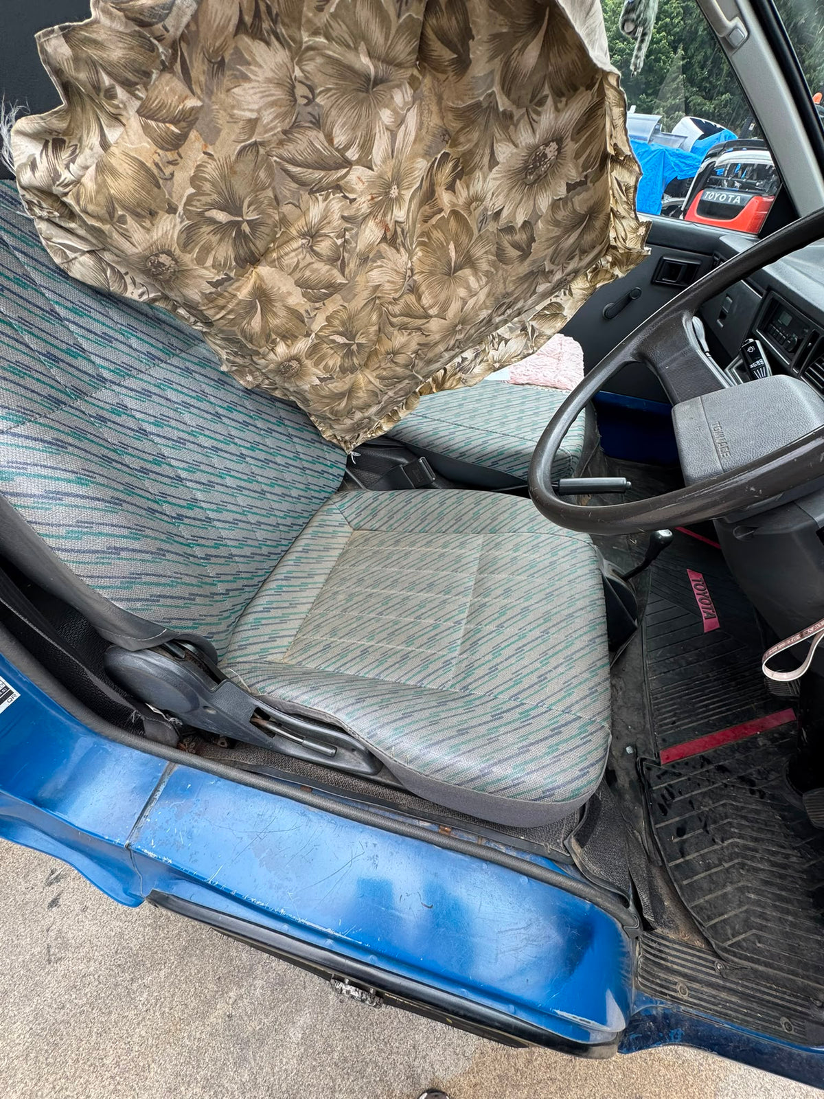 Blue 1995 Toyota TownAce Dump Truck 4x4 M/T, photo 11 of 18