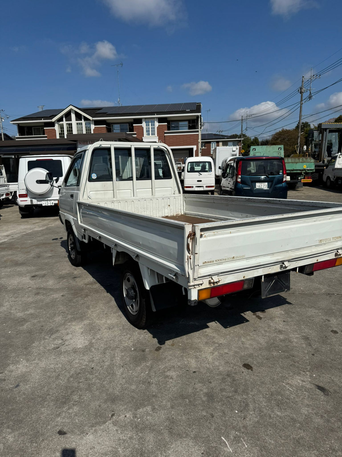 White 1996 Toyota TownAce Truck 4x4, photo 4 of 13