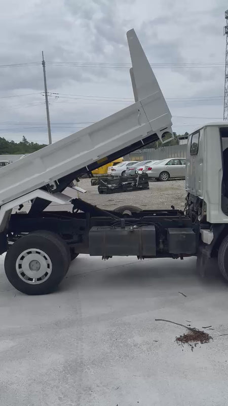 1999 Toyota Dyna Diesel Dump Truck, video